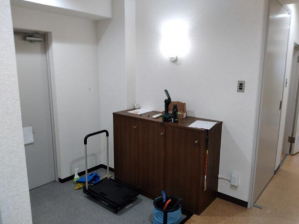 大網白里市駒込、中古マンションの玄関画像です