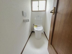 茂原市東郷、中古一戸建てのトイレ画像です