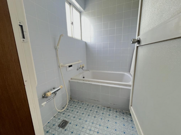 茂原市東郷、中古一戸建ての風呂画像です