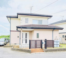 茂原市東郷、中古一戸建ての外観画像です