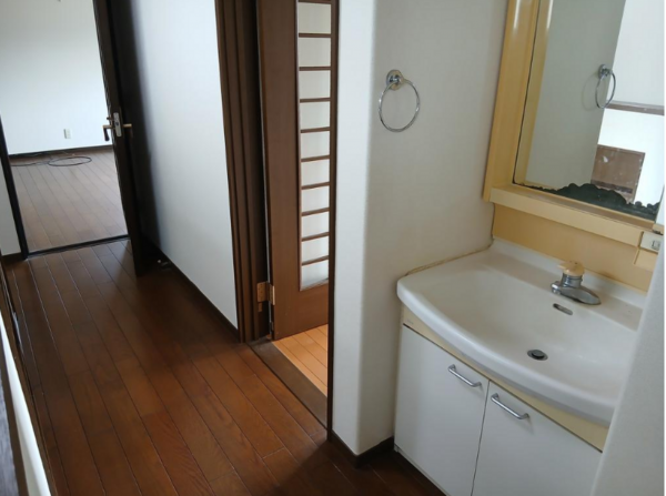 茂原市渋谷、中古一戸建ての洗面画像です