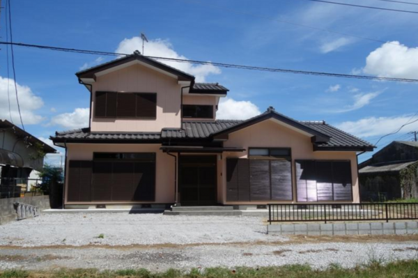茂原市六ツ野、中古一戸建ての外観画像です