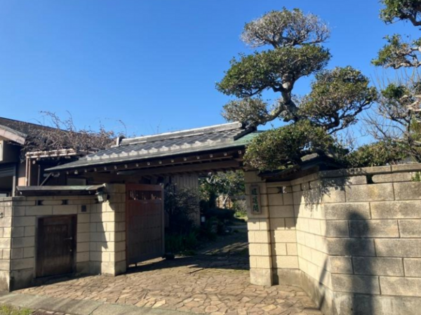 東金市関内、中古一戸建ての外観画像です