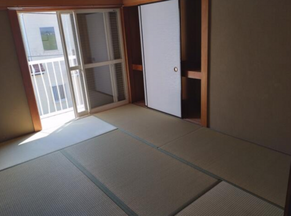東金市菱沼、中古一戸建ての内装画像です