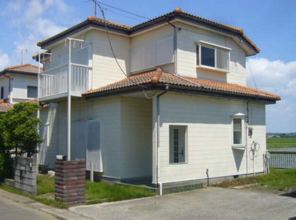 東金市菱沼、中古一戸建ての外観画像です