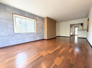 東金市田間、中古一戸建ての内装画像です
