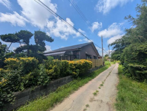 東金市一之袋、中古一戸建ての外観画像です
