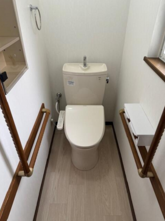東金市季美の森東、中古一戸建てのトイレ画像です
