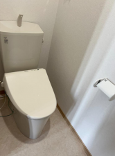 東金市薄島、中古一戸建てのトイレ画像です