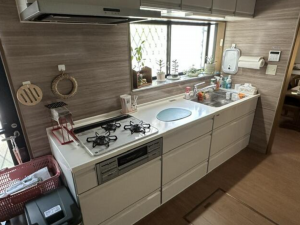東金市関下、中古一戸建てのキッチン画像です