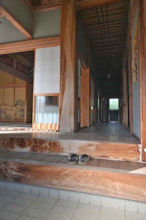 大網白里市南今泉、中古一戸建ての玄関画像です