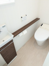 東金市八坂台、中古一戸建てのトイレ画像です
