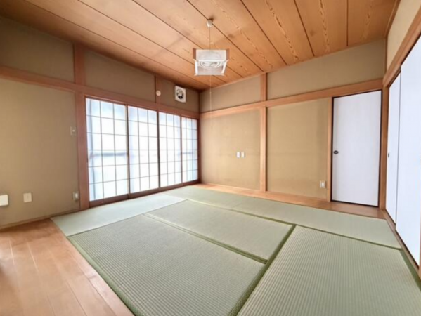 東金市田間、中古一戸建ての内装画像です