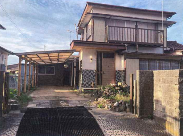 茂原市中の島町、中古一戸建ての外観画像です