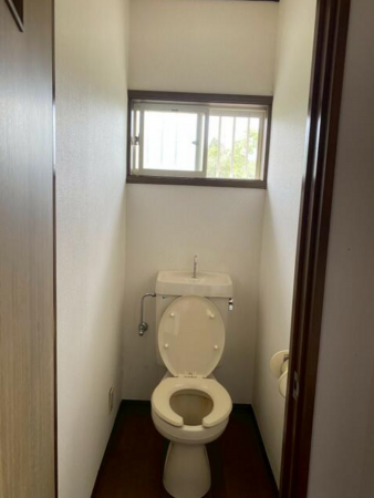 東金市滝沢、収益物件/アパートのトイレ画像です