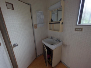 茂原市茂原、中古一戸建ての洗面画像です