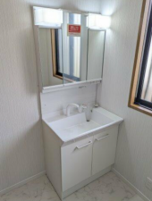 大網白里市みどりが丘、中古一戸建ての洗面画像です