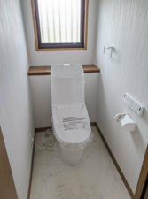 大網白里市みどりが丘、中古一戸建てのトイレ画像です