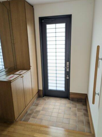大網白里市みどりが丘、中古一戸建ての玄関画像です
