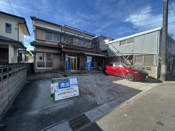 岡崎市竜泉寺町、中古一戸建ての画像です