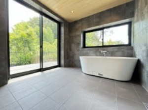 岡崎市明大寺町、中古一戸建ての画像です