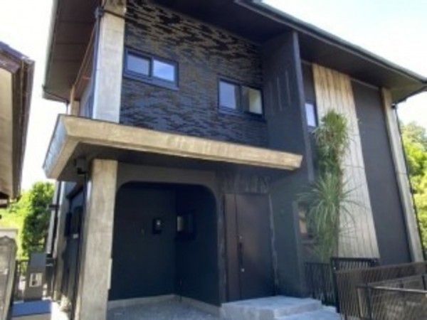 岡崎市明大寺町、中古一戸建ての画像です