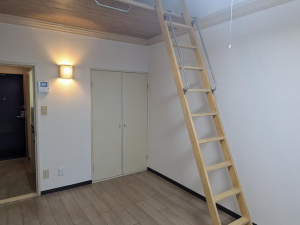 岡崎市六名東町、収益物件/マンションの画像です