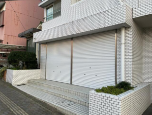 岡崎市材木町、収益物件/店舗の外観画像です