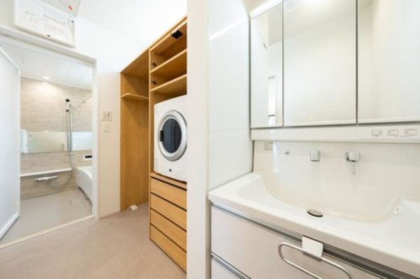 岡崎市羽根町、新築一戸建ての洗面画像です