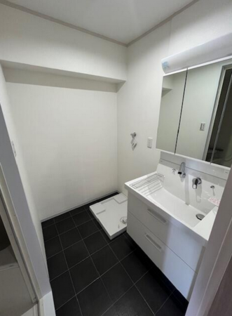 岡崎市羽根北町、中古マンションの画像です