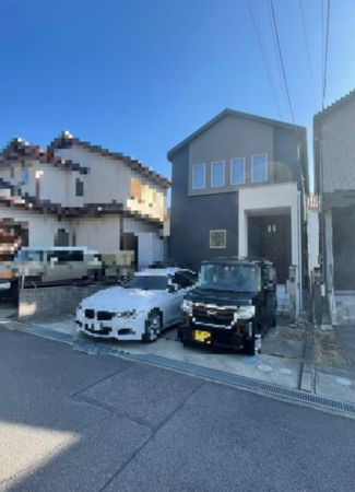 岡崎市上地、中古一戸建ての画像です