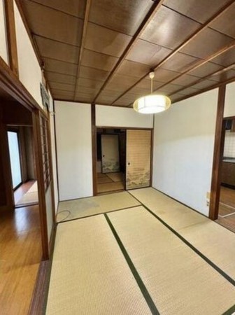 岡崎市竜美旭町、中古一戸建ての画像です