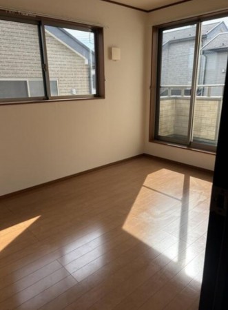 岡崎市明大寺町、中古一戸建ての画像です