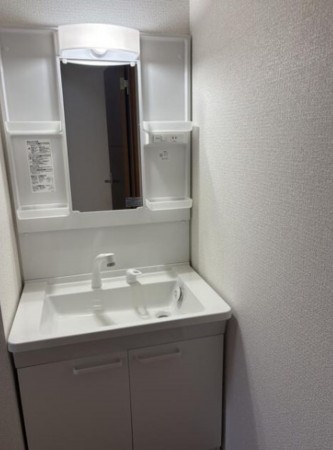 岡崎市明大寺町、中古一戸建ての画像です