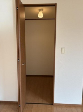 岡崎市明大寺町、中古一戸建ての画像です