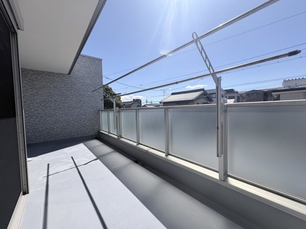 岡崎市柱、中古一戸建てのバルコニー画像です