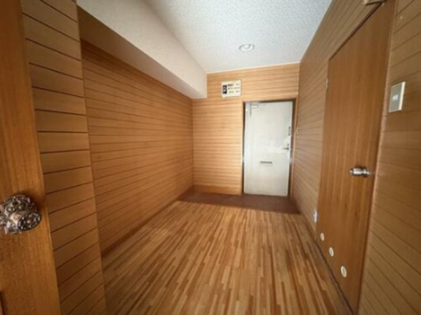 岡崎市材木町、中古マンションの内装画像です