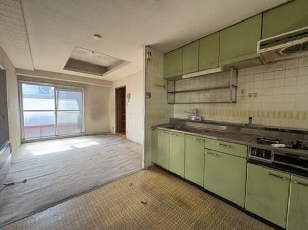 岡崎市材木町、中古マンションのキッチン画像です