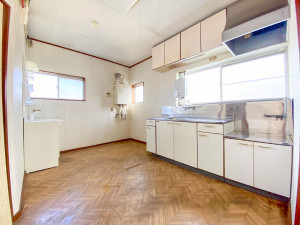 山形市中桜田１丁目、中古一戸建てのキッチン画像です