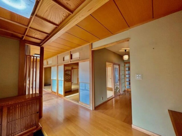 山形市長町４丁目、中古一戸建ての玄関画像です