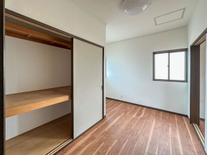 山形市富の中１丁目、中古一戸建ての内装画像です
