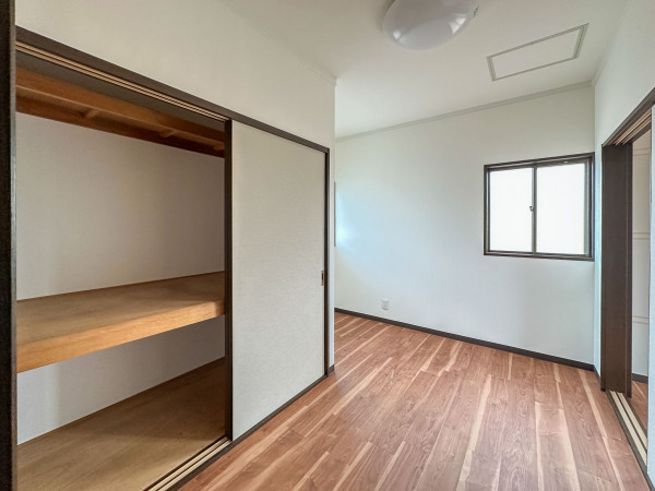 山形市富の中１丁目、中古一戸建ての内装画像です