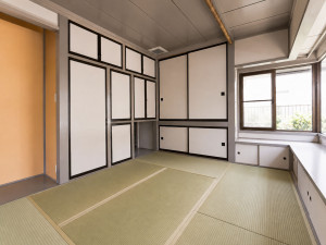 山形市鈴川町３丁目、中古一戸建ての居間画像です