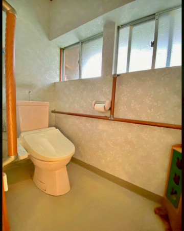 天童市中里１丁目、中古一戸建てのトイレ画像です