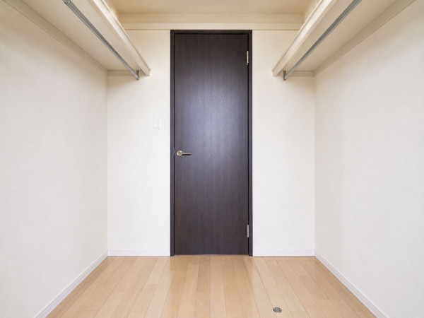 山形市南館西、中古一戸建ての収納画像です