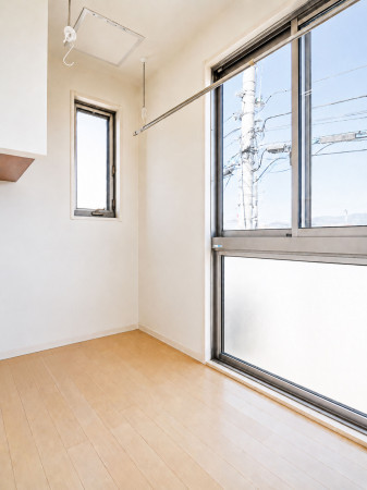 山形市南館西、中古一戸建ての内装画像です