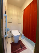山形市南栄町２丁目、中古マンションのトイレ画像です