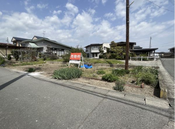 東村山郡山辺町大字山辺、土地の前面道路を含む現地写真画像です