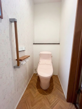 天童市大字蔵増、中古一戸建てのトイレ画像です