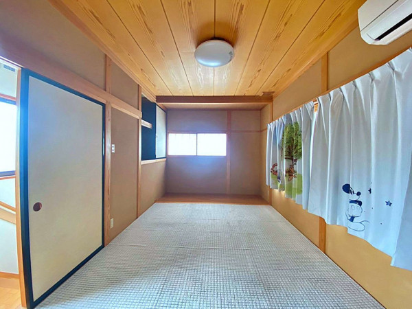 山形市吉原２丁目、中古一戸建ての内装画像です